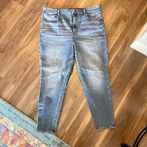 👖NWT American Eagle Curvy Highest Rise Jegging, size 18 short
